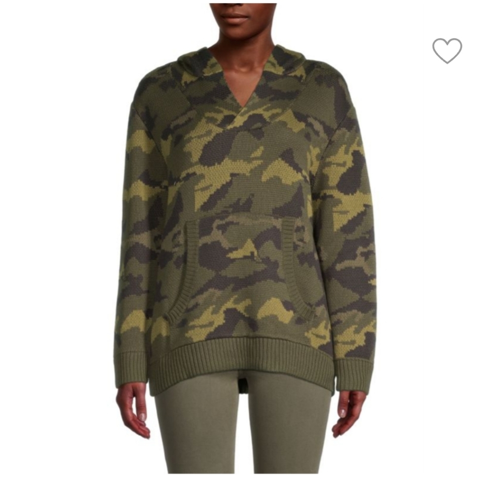 Cliche camo hooded sweater